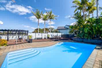 12-14 James Clendon Place, Russell