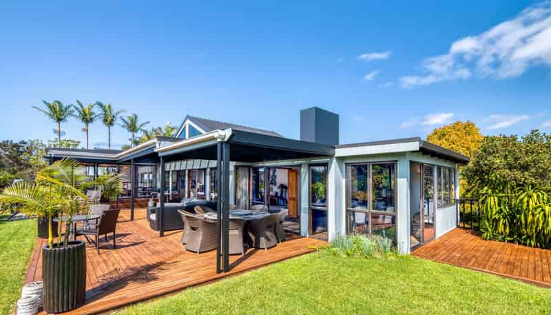 12-14 James Clendon Place, Russell