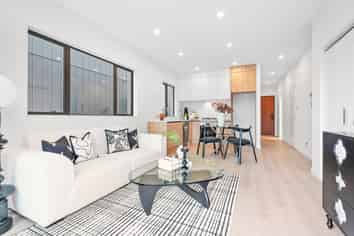 2/10 Starling Place, Ranui