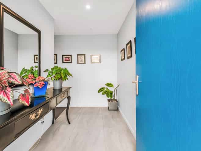 7 Longcot Drive, ROLLESTON