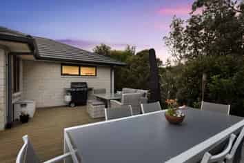 15 Ian Place, Waihi Beach