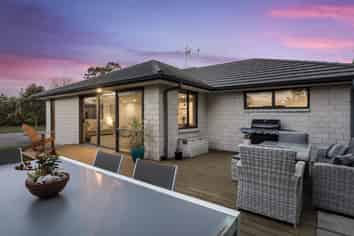 15 Ian Place, Waihi Beach