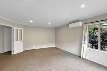 2 Applecross Lnwy, Harewood