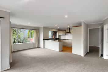 2 Applecross Lnwy, Harewood