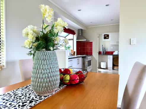 2/8 Sunward Rise, Glenfield