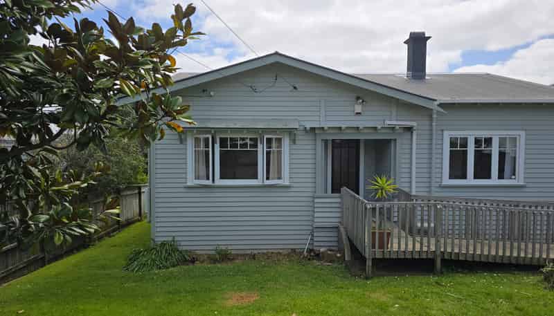 37 Louvain Ave, Mount Roskill