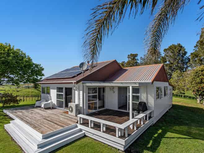 247B Stanley Road, Whakatane