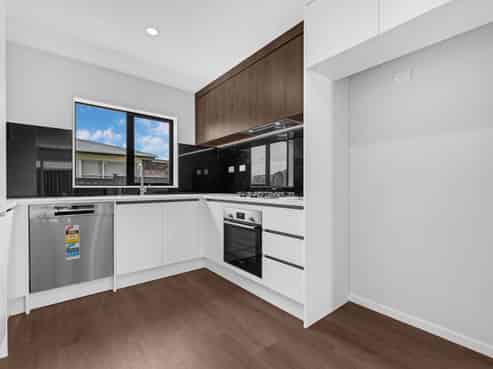 27C & 27D Mahia Road, Manurewa