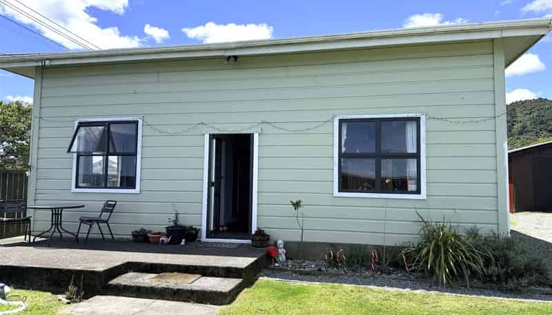  31 Nelson Quay, Cobden