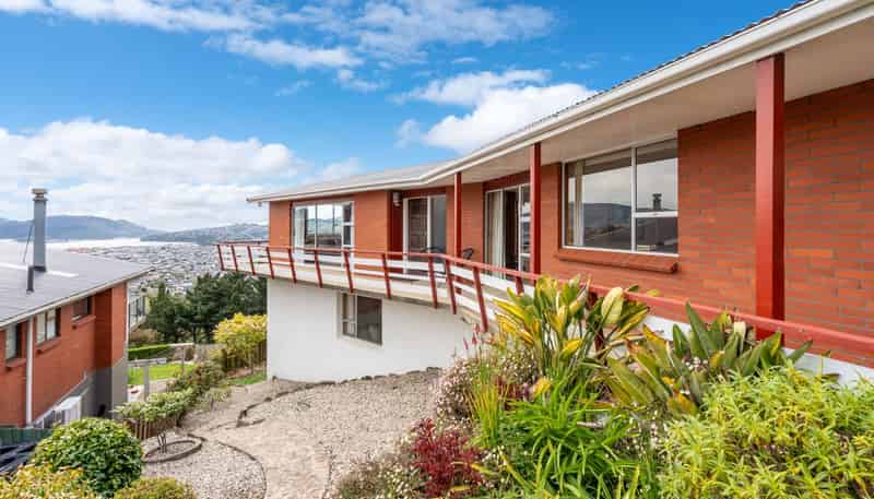 53 Sutcliffe Street, Saint Clair