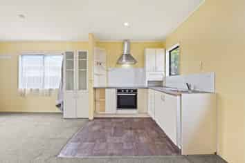 1/53 Maplesden Drive, Clendon Park