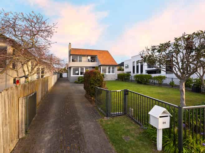 24 Takutai Avenue, Bucklands Beach