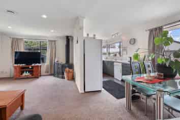 68 Main North Road, Woodend
