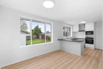 12 Algidus Street, Sockburn
