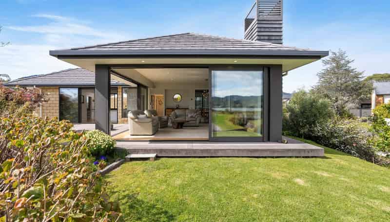 19 Ajax Head, Pauanui