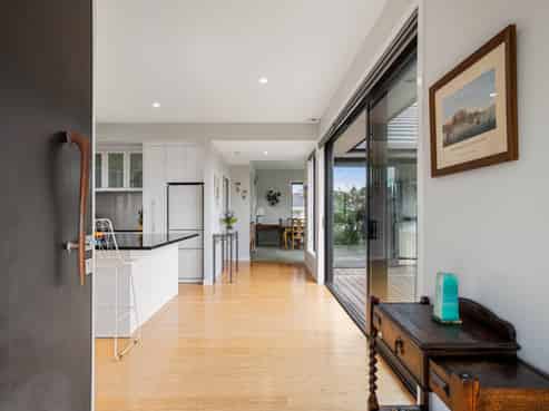 19 Ajax Head, Pauanui