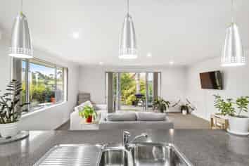71 Aubrey Road, Stillwater