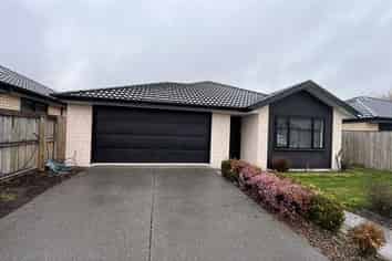 3  Apple Orchard Lane, Yaldhurst