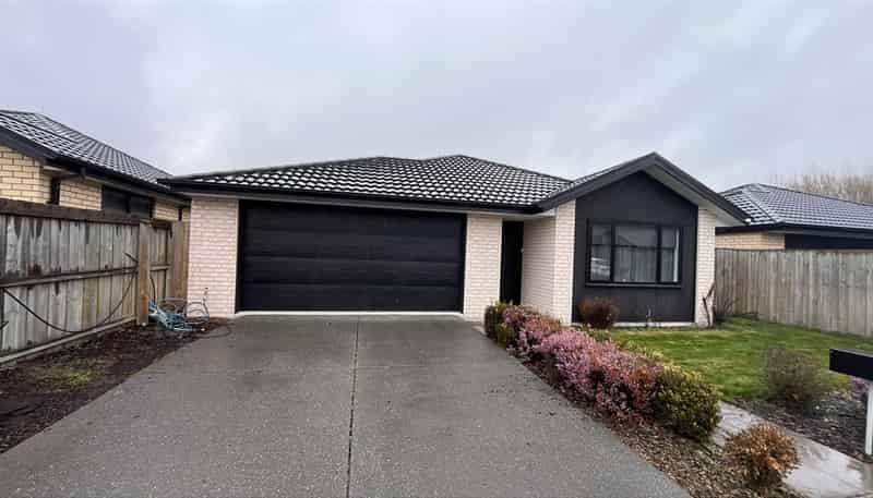 3  Apple Orchard Lane, Yaldhurst