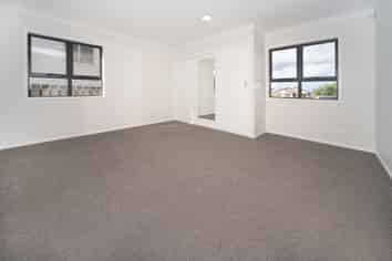 162A Royal Road, Massey