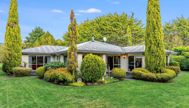 60 Emerald Hill Drive, Birchville