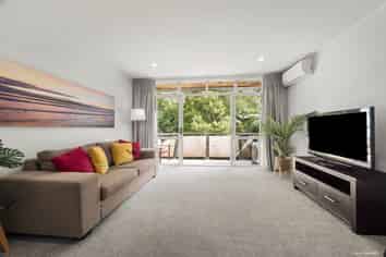 4I/20 Ian Marwick Place, Birkenhead