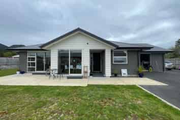 32 Tiwhatiwha Crescent, Kawerau