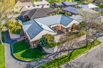 158 Hawthornden Road, Avonhead