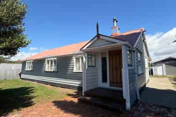 24 Waimate Highway, St Andrews