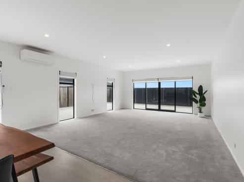 31 Regent Street, Martinborough