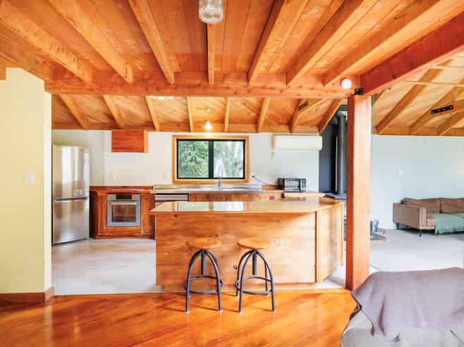 353 Kahuterawa Road, Linton