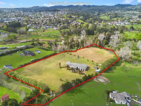 6-10 Holdens Road, Henderson