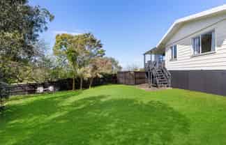 14 Aldern Road, Massey