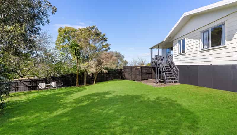14 Aldern Road, Massey