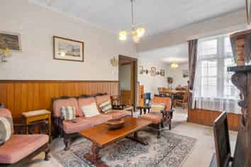 2 Percival Parade, Saint Marys Bay