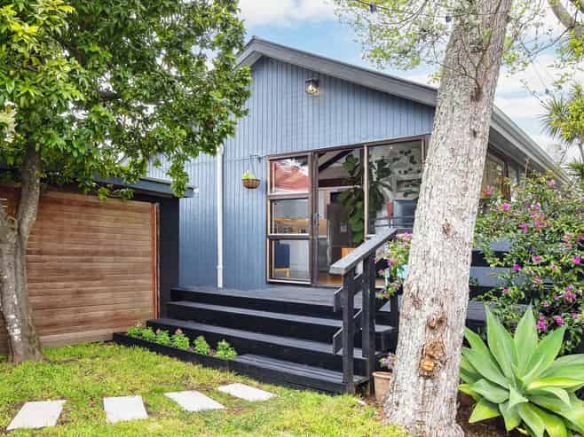 63B Woodward Road, Mount Albert