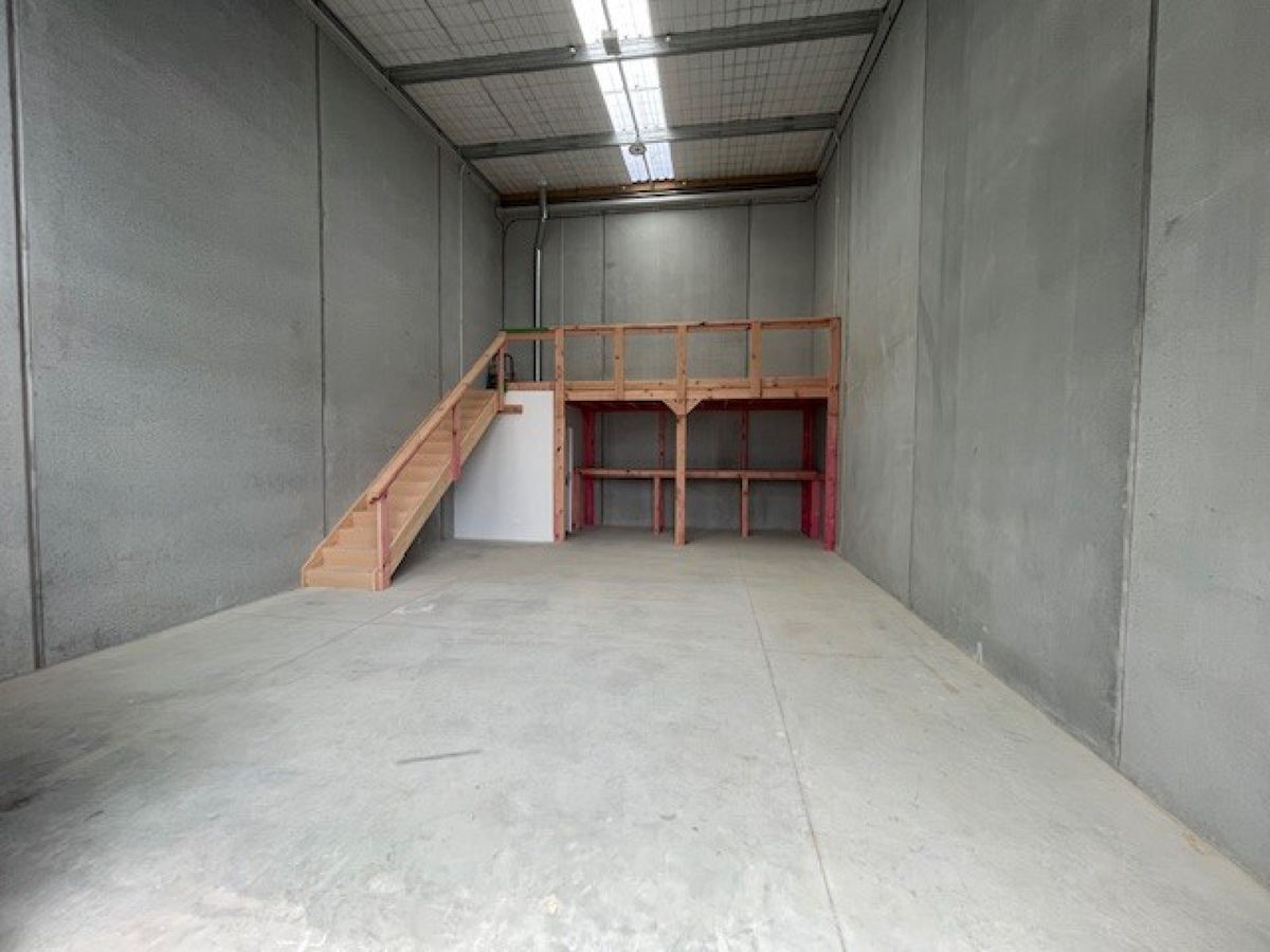 Warehouse Unit in Prime Silverdale Location - Ansicht 2