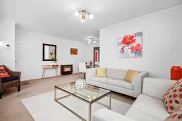 2/7 Jutland Street, Waterloo