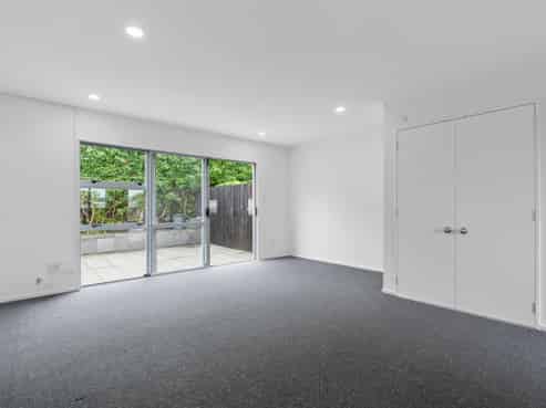 7/218 Captain Springs Road, Onehunga