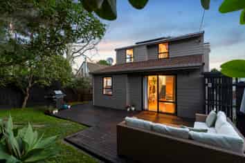 2/73 Beach Haven Road, Beach Haven