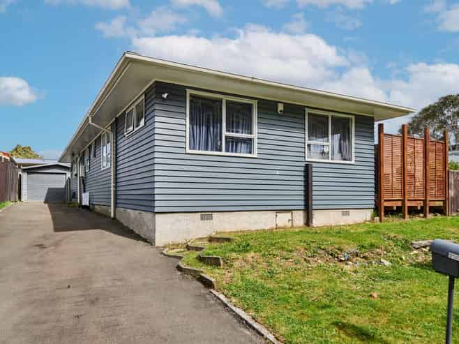 14 Indiana Grove, Totara Park