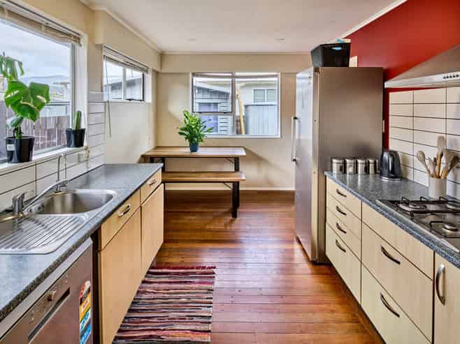 14 Indiana Grove, Totara Park