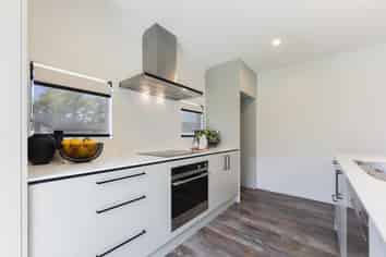32 Oakdale Grove, Richmond