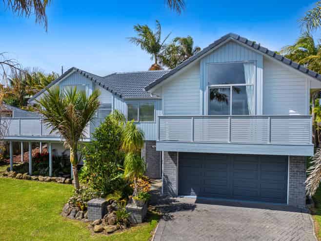 57 Esther Place, Red Beach