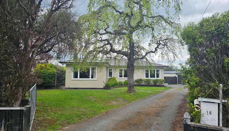16 Hinau Place, Masterton