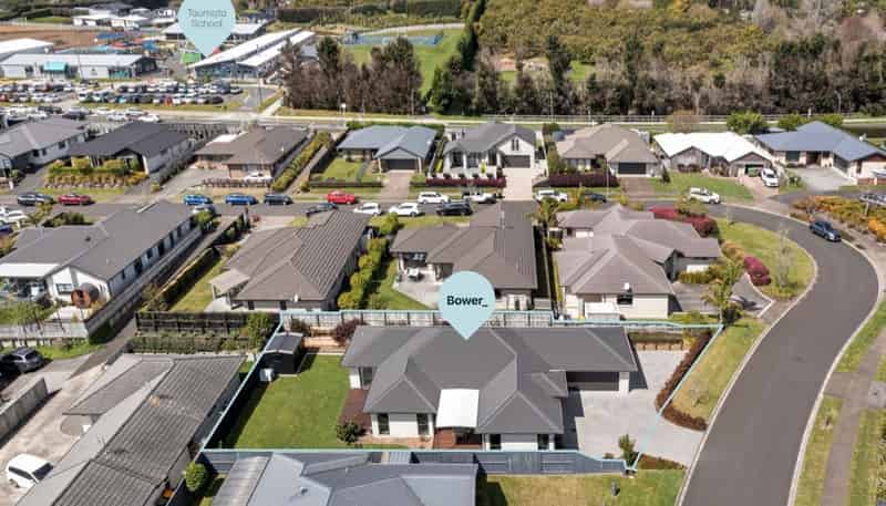 36 Benmore Crescent, Pyes Pa