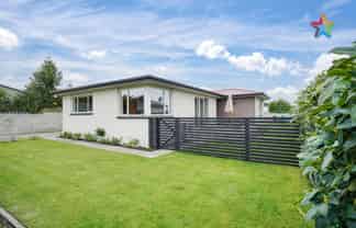 6 Pine Crescent, Hargest