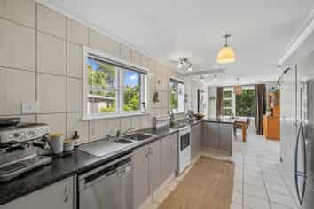 46 Smiths Road, Matua