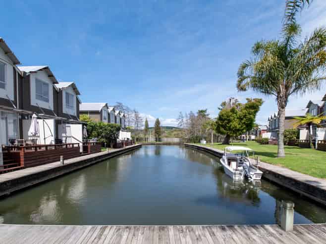 56/1420 Hamurana Road, Mourea
