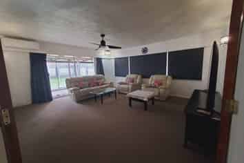 18 Bellfield Road, Opaheke